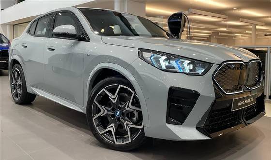 BMW iX2 64,8 KW ELÉTRICO XDRIVE30 M SPORT
